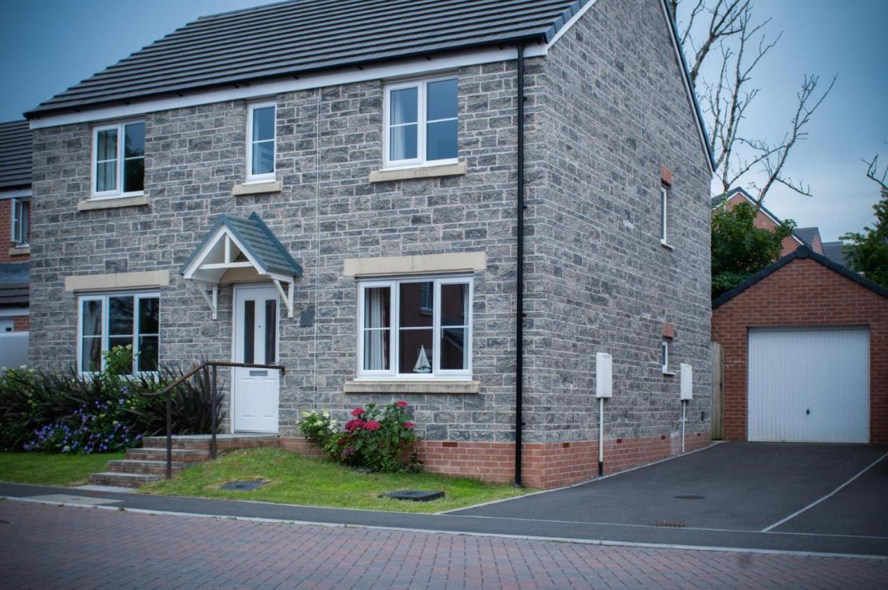 Maes Yr Odyn - 3 Bedroom Holiday Home - 나버스 외부 사진