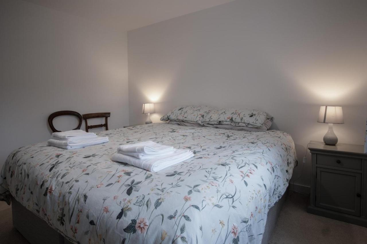 Maes Yr Odyn - 3 Bedroom Holiday Home - 나버스 외부 사진