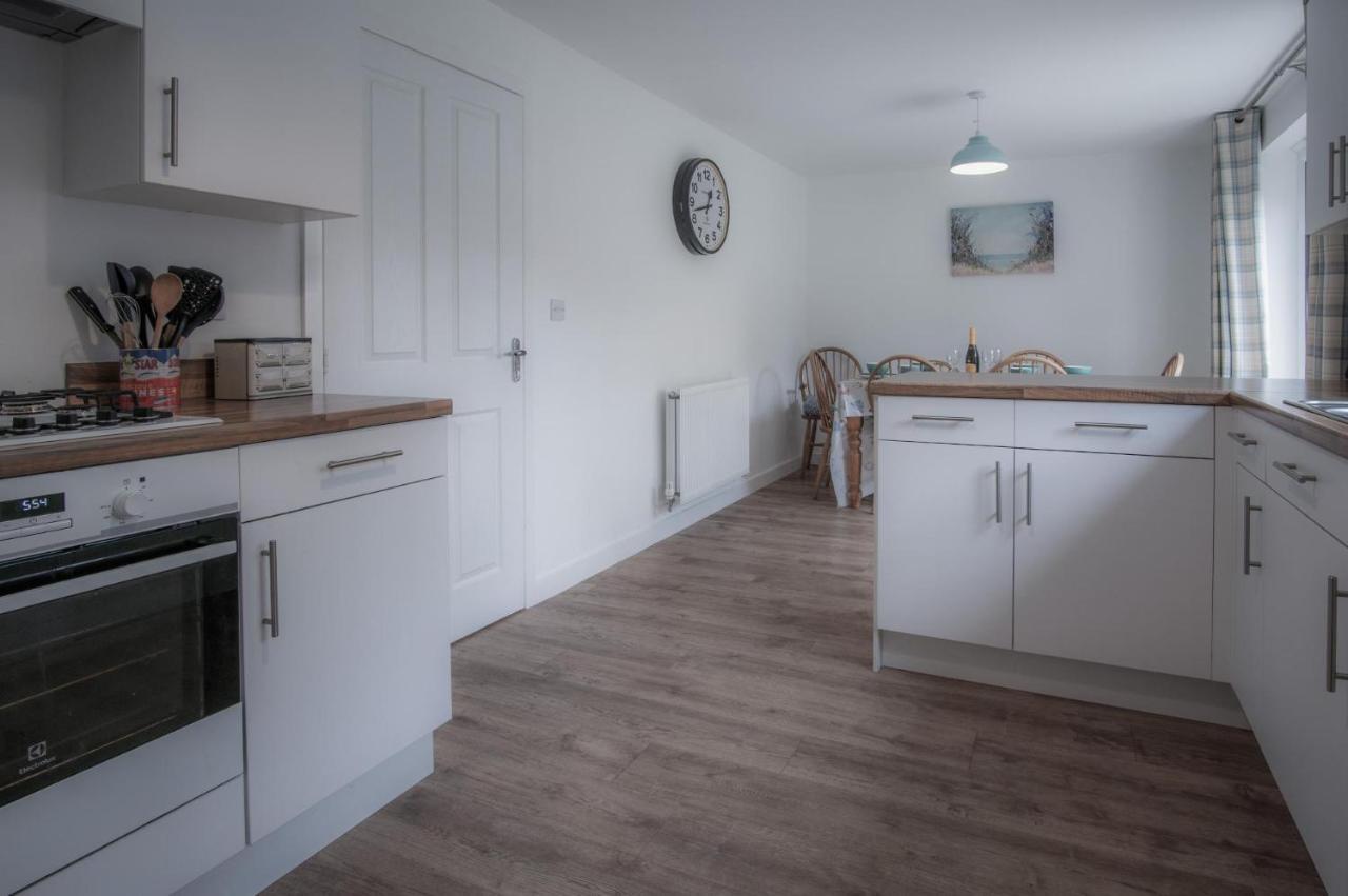 Maes Yr Odyn - 3 Bedroom Holiday Home - 나버스 외부 사진