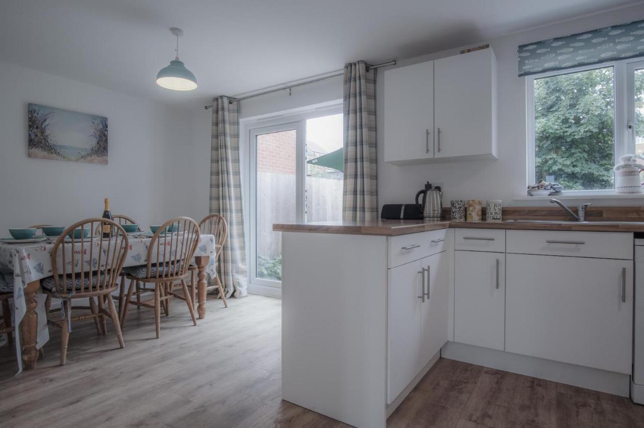 Maes Yr Odyn - 3 Bedroom Holiday Home - 나버스 외부 사진