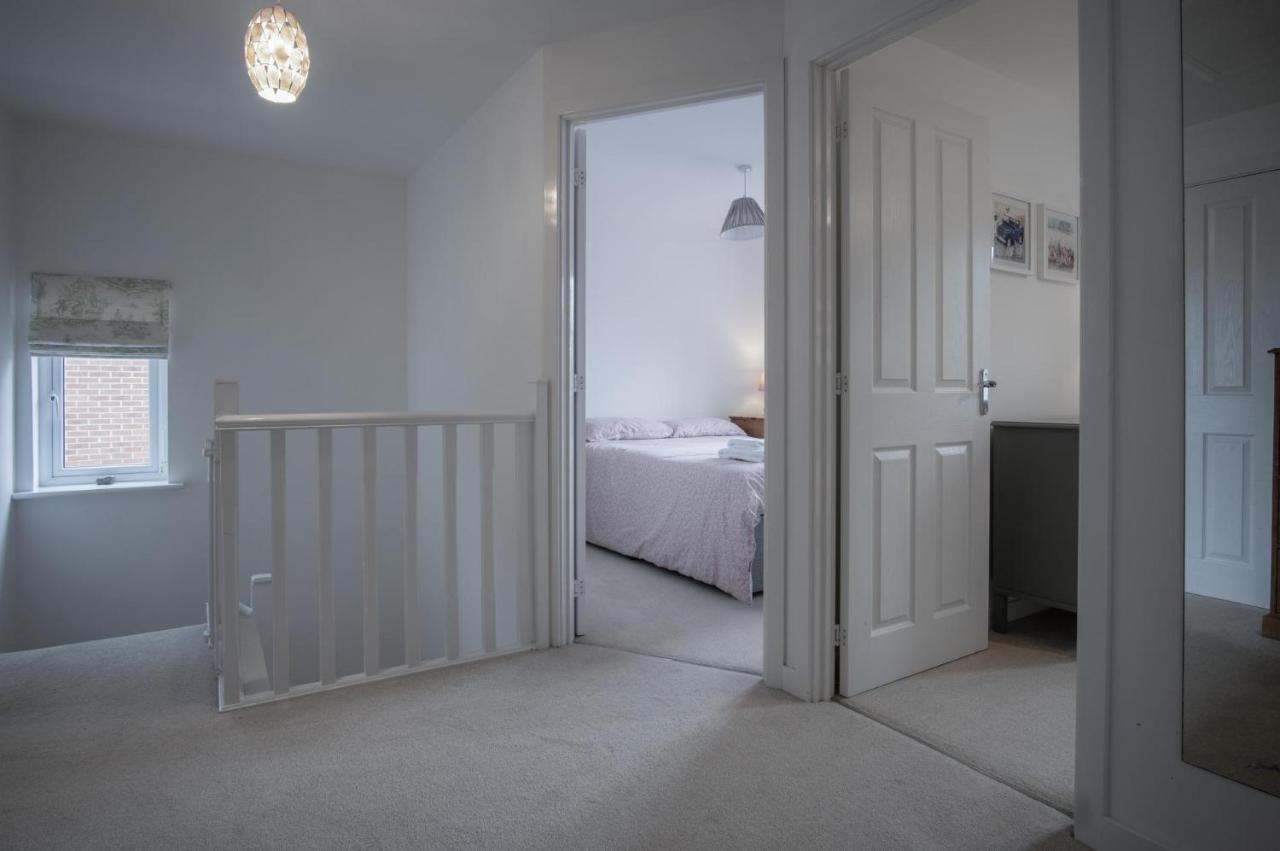 Maes Yr Odyn - 3 Bedroom Holiday Home - 나버스 외부 사진