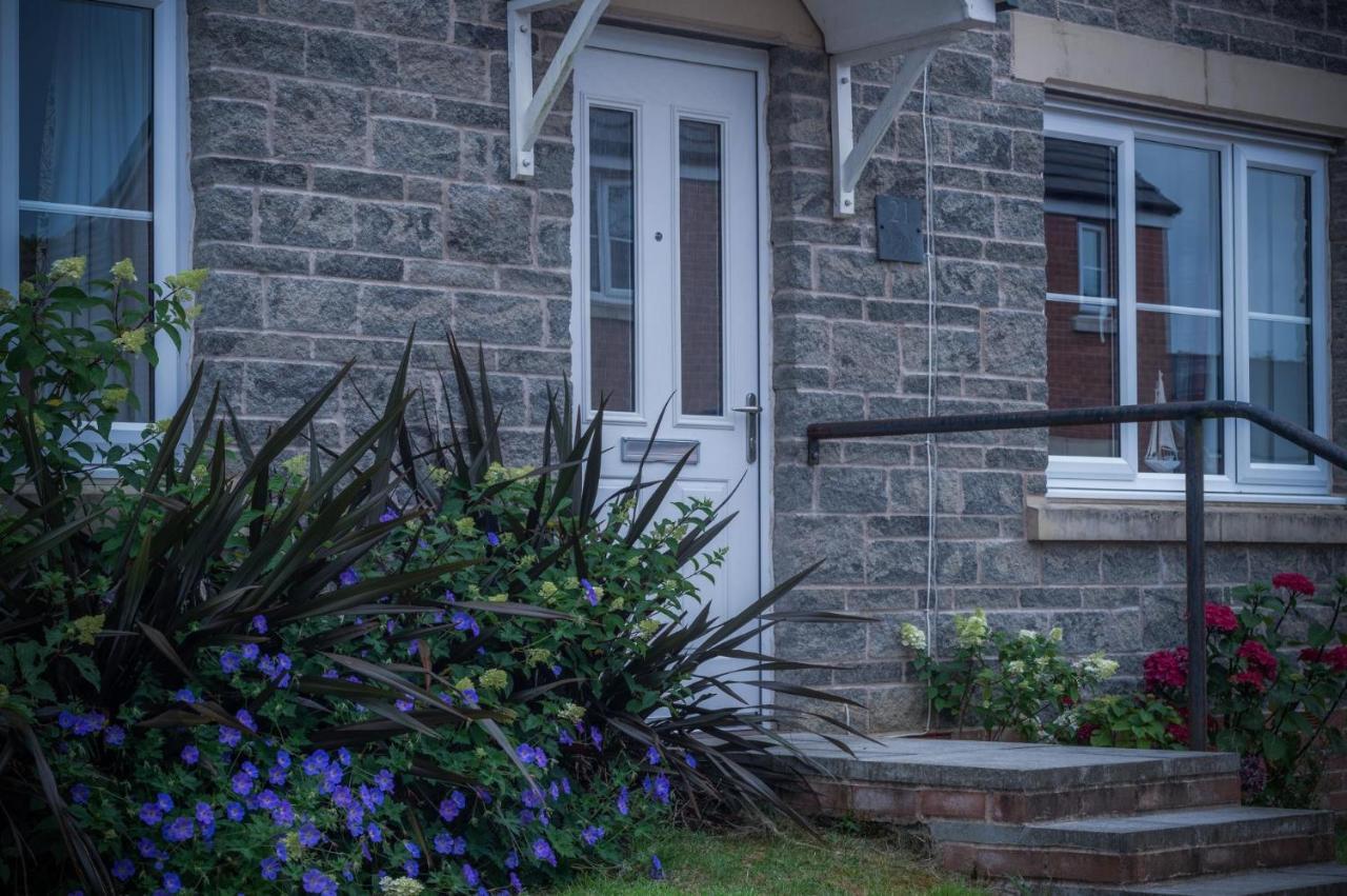 Maes Yr Odyn - 3 Bedroom Holiday Home - 나버스 외부 사진